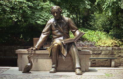 La estatua de HCA en el Parque Central de Nueva York